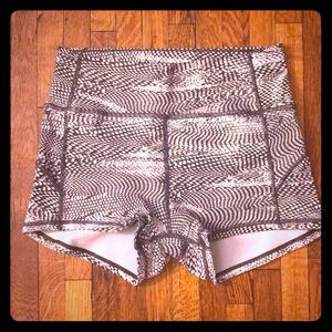 Lululemon In Movement booty short